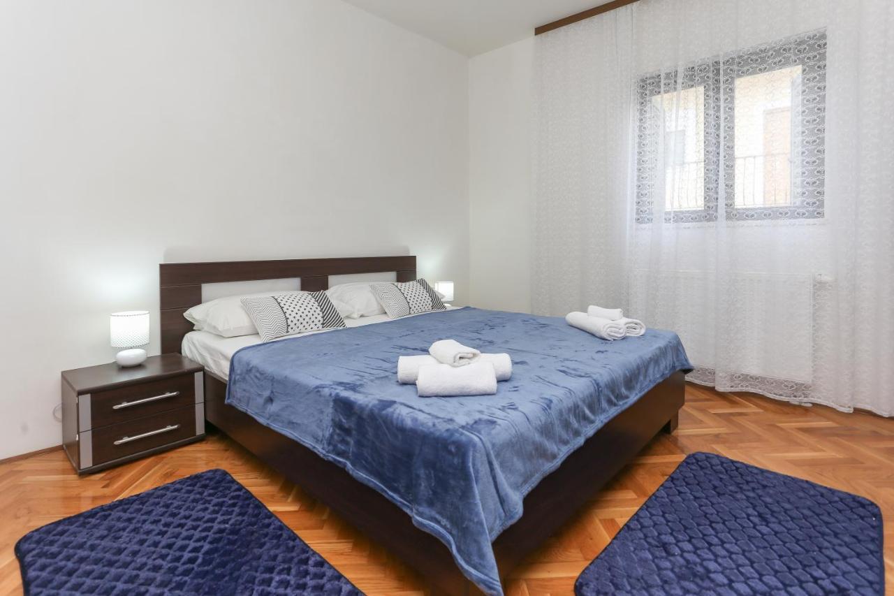 Apartments Marinero Трогир Экстерьер фото