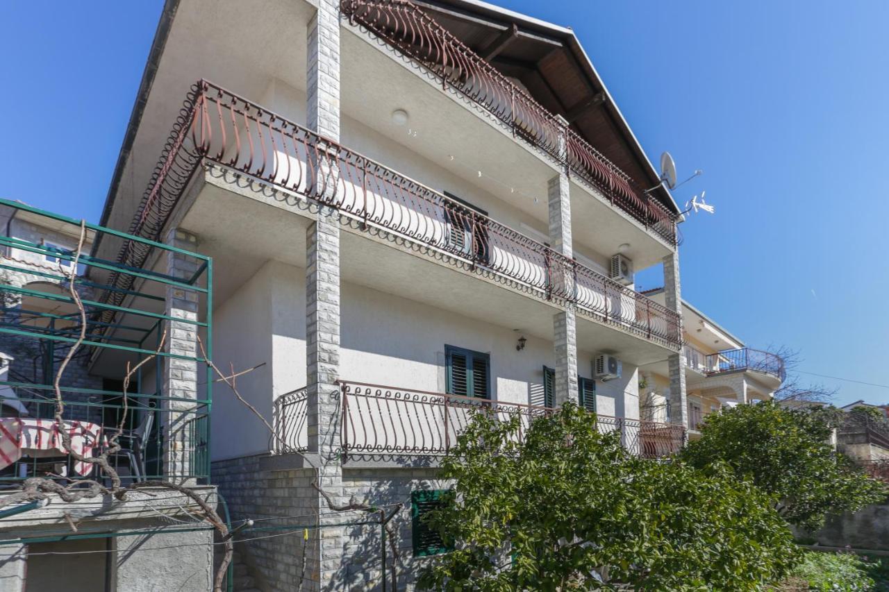 Apartments Marinero Трогир Экстерьер фото